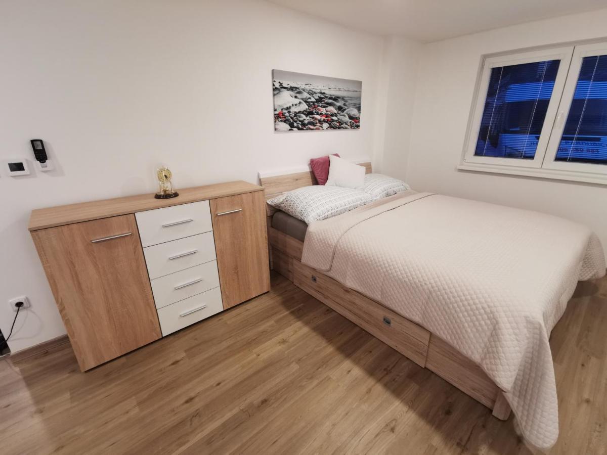Apartmany Svitkov 79 Pardubice Buitenkant foto