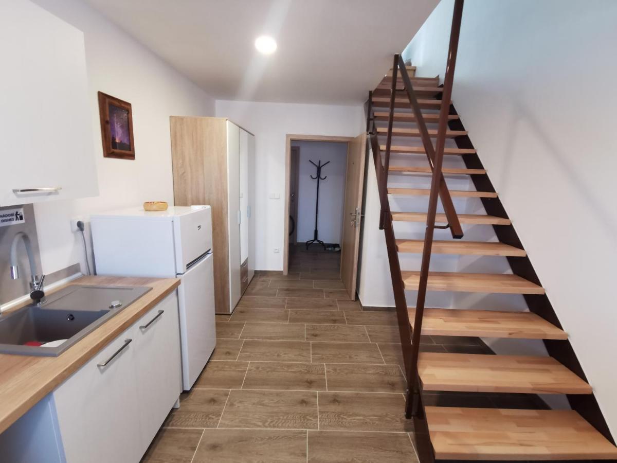 Apartmany Svitkov 79 Pardubice Buitenkant foto