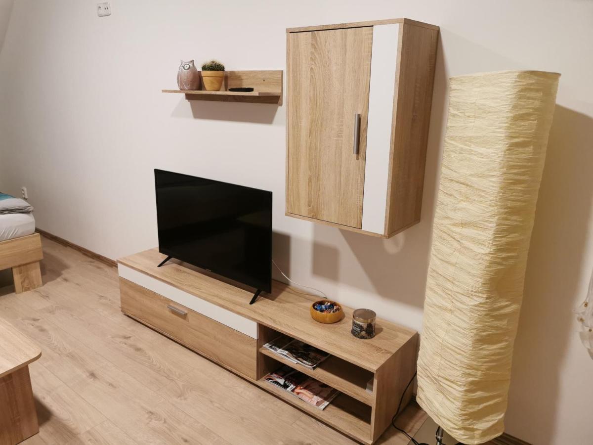 Apartmany Svitkov 79 Pardubice Buitenkant foto